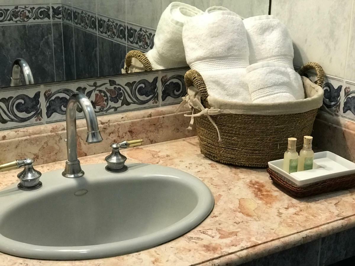 Hotel Belvedere グアテマラシティ エクステリア 写真