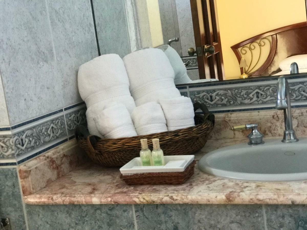 Hotel Belvedere グアテマラシティ エクステリア 写真