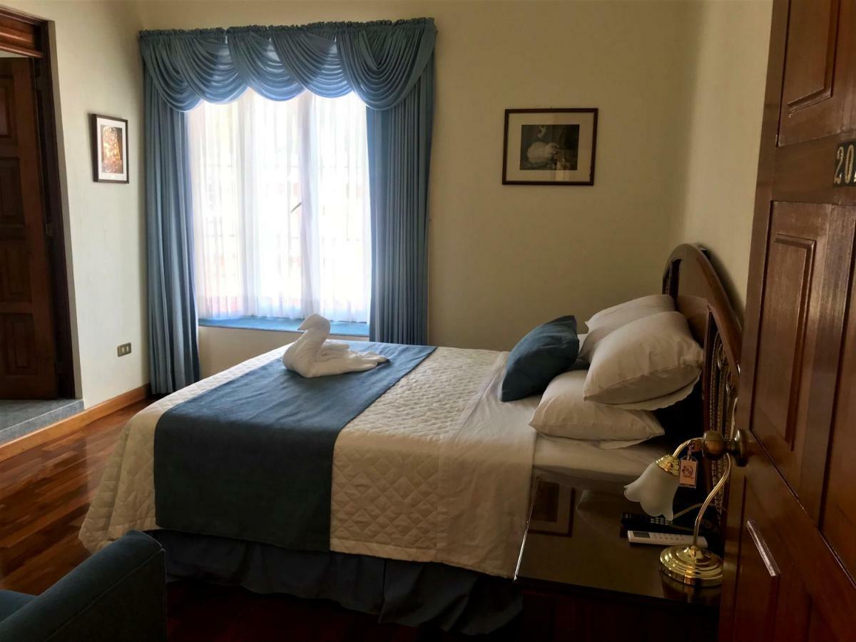 Hotel Belvedere グアテマラシティ エクステリア 写真
